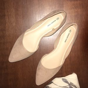 Nude Flats size 6